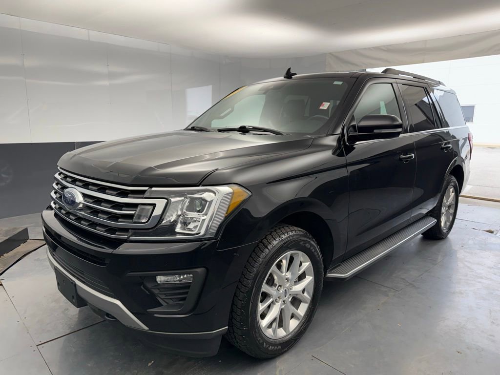 Used 2020 Ford Expedition XLT w/ Equipment Group 202A AWD/4WD image 9