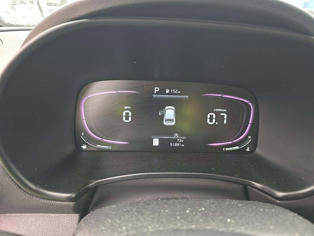 Certified 2023 Kia Soul LX w/ LX Technology Package FWD image 3