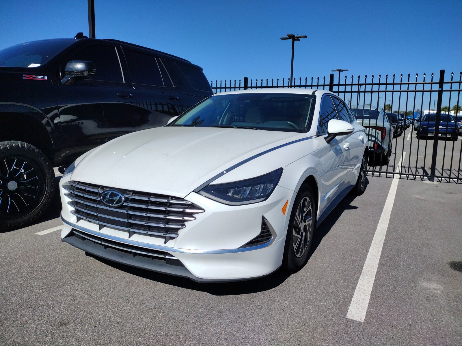 Used 2021 Hyundai Sonata Blue FWD image 3