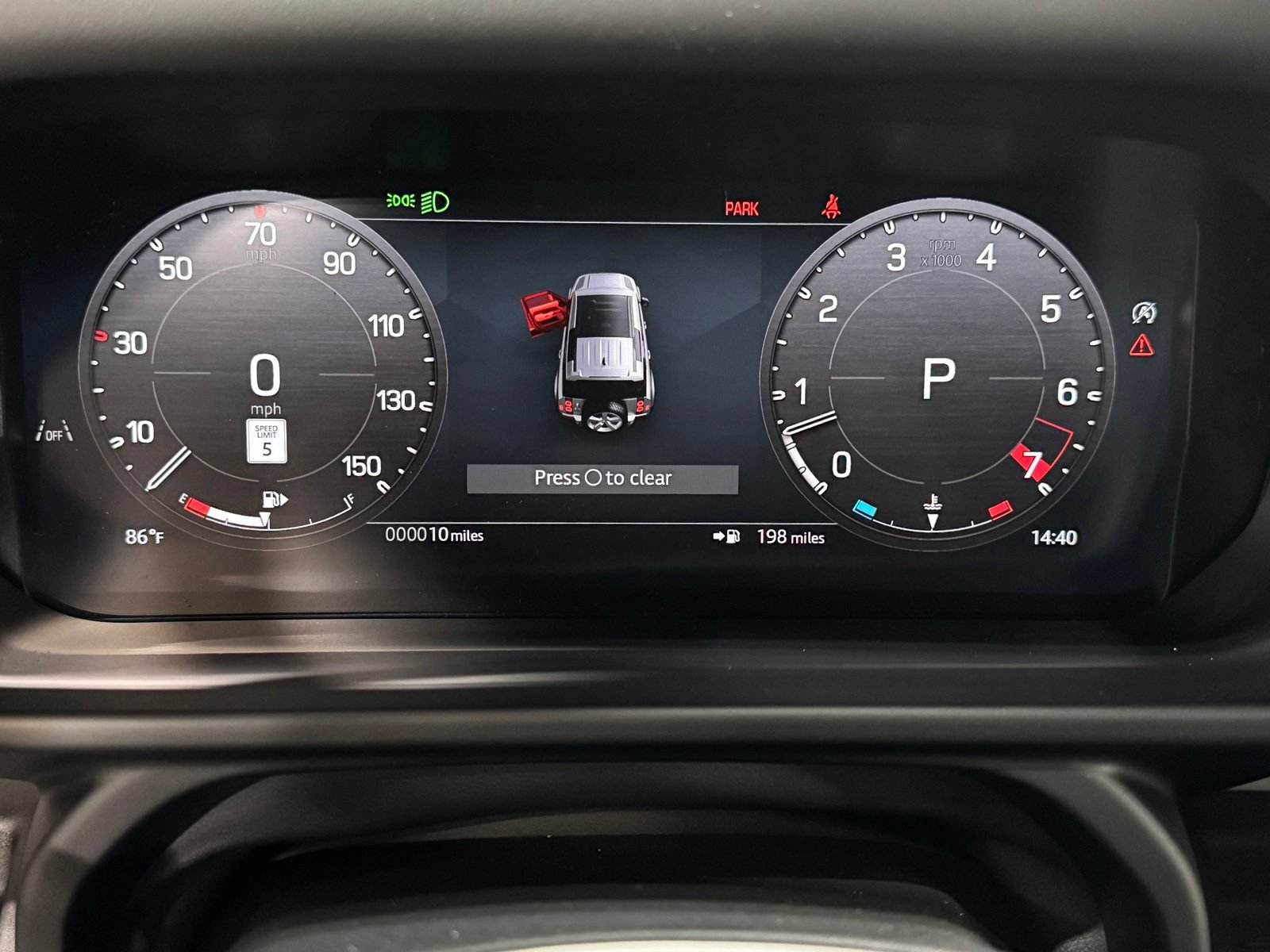 New 2026 Land Rover Defender 110 X-Dynamic SE AWD/4WD image 21