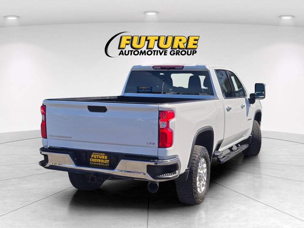 Used 2023 Chevrolet Silverado 2500 LTZ w/ Gooseneck/5TH Wheel Package AWD/4WD image 4