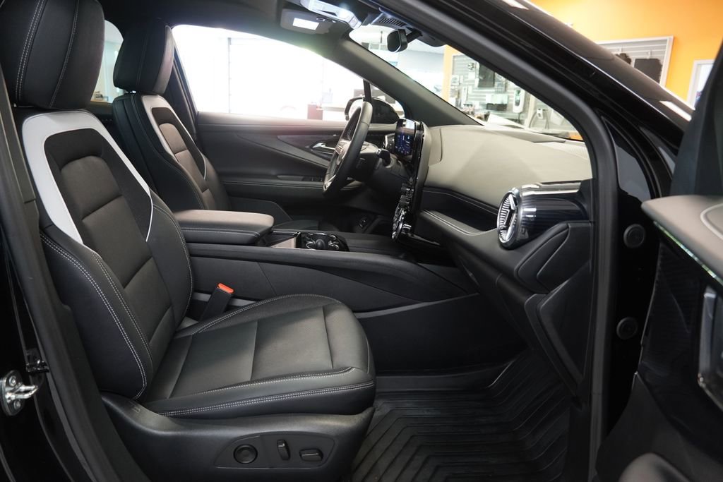 New 2025 Chevrolet Blazer EV LT AWD/4WD image 33