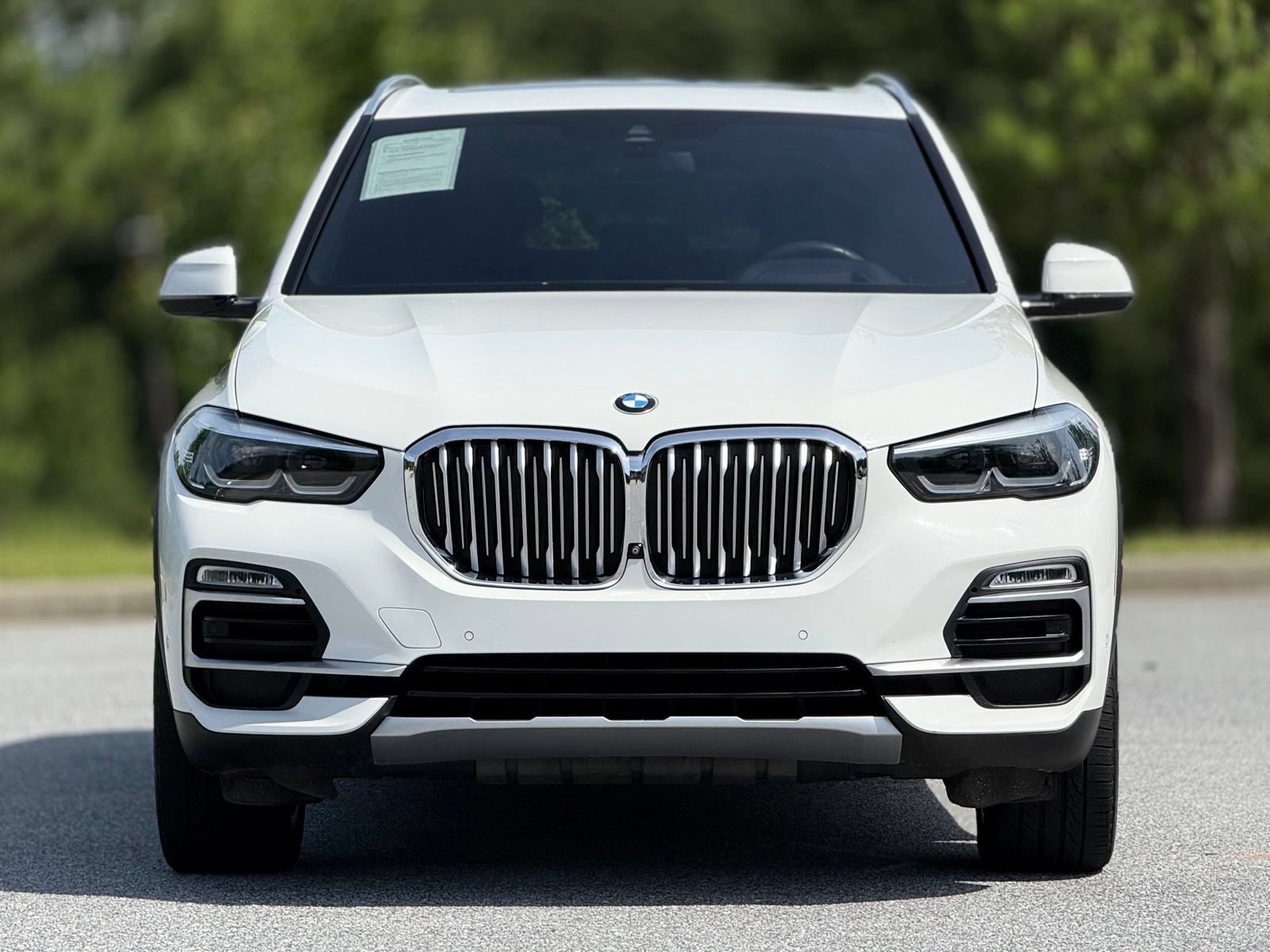 Used 2019 BMW X5 xDrive40i w/ Premium Package 2 AWD/4WD image 3