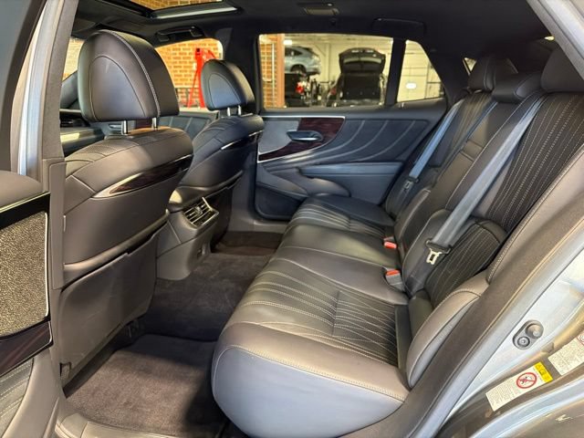 Used 2019 Lexus LS 500 AWD w/ Interior Upgrade Package image 27