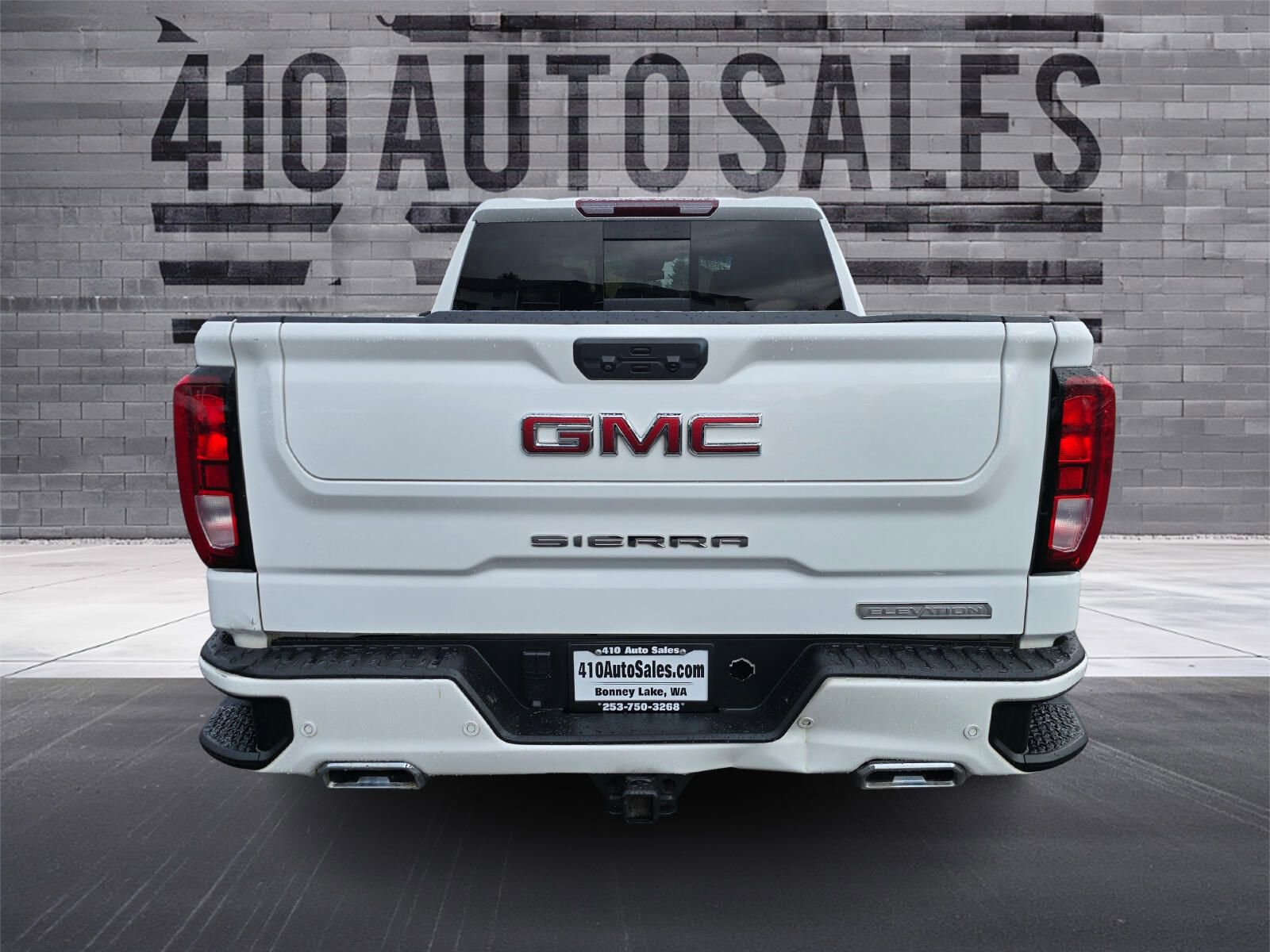 Used 2022 GMC Sierra 1500 Elevation w/ Elevation Premium Package AWD/4WD image 4