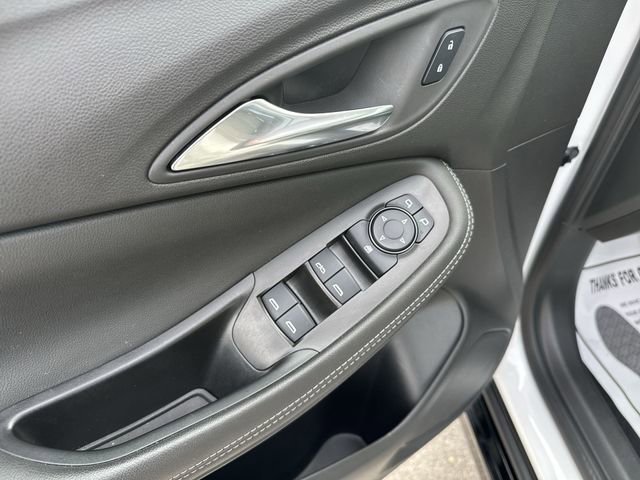 Used 2024 Buick Encore GX Sport Touring w/ Experience Buick Package image 22