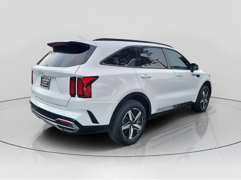 Used 2023 Kia Sorento S w/ Panoramic Sunroof Package FWD image 7