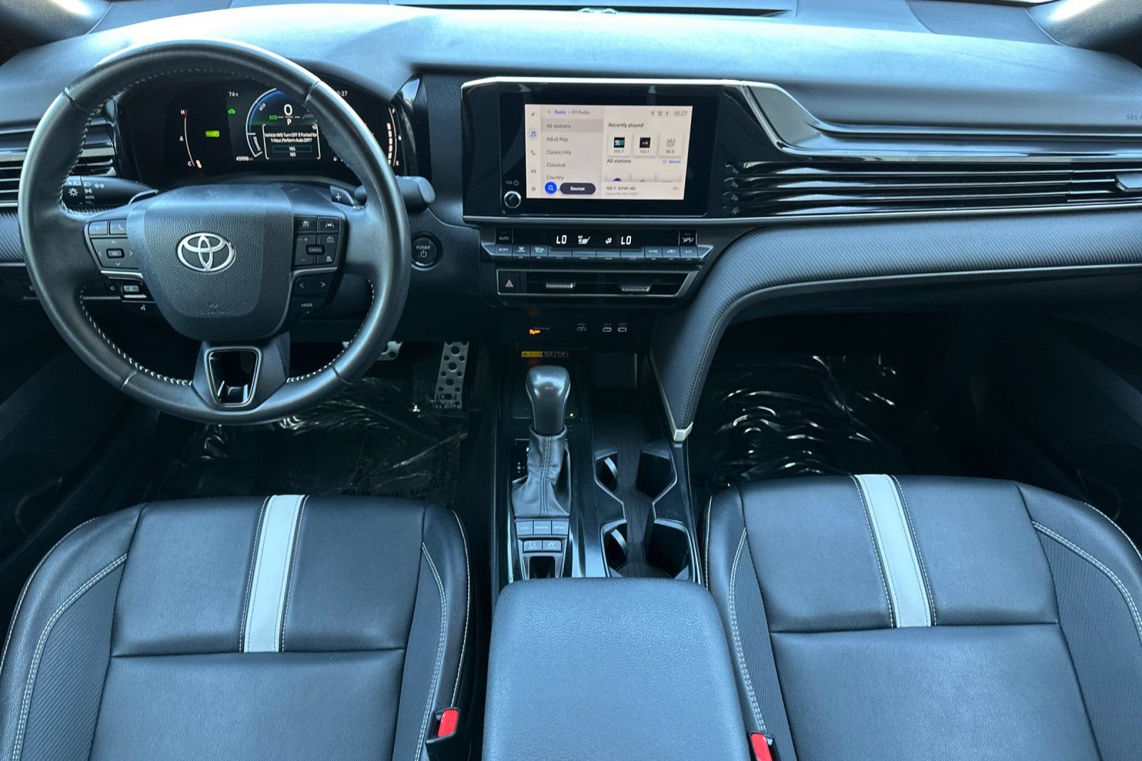 Certified 2025 Toyota Camry SE FWD image 13