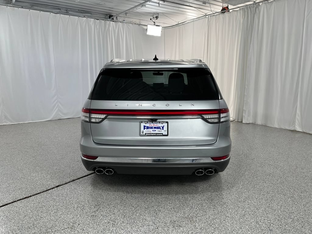 Used 2023 Lincoln Aviator Reserve w/ Equipment Group 201A AWD/4WD image 4