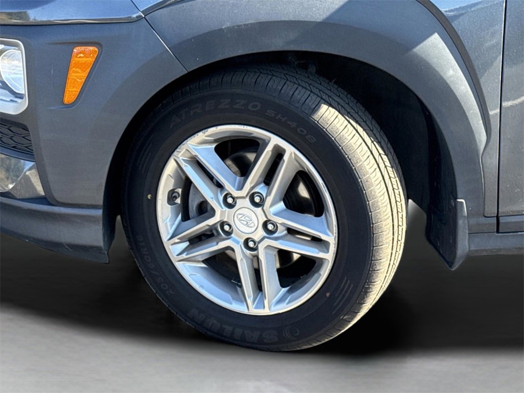 Used 2018 Hyundai Kona SE image 43