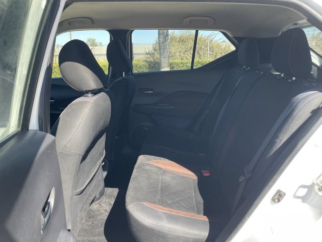 Used 2019 Nissan Kicks SR FWD image 23
