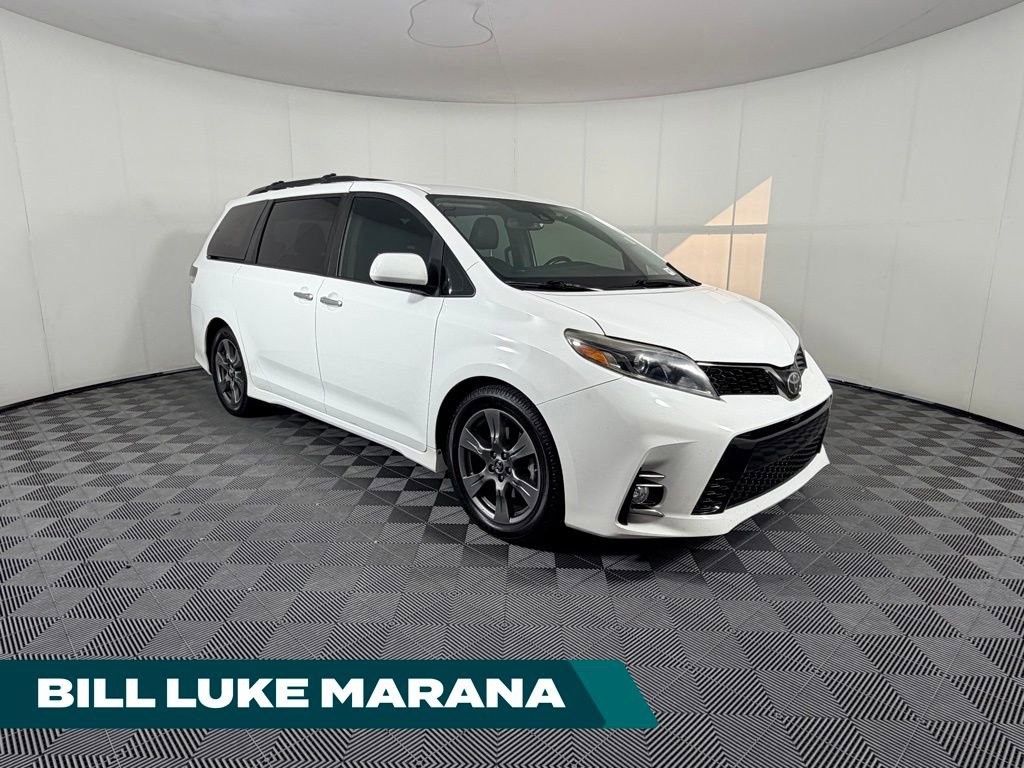 Used 2019 Toyota Sienna SE w/ Carpet Mat Package