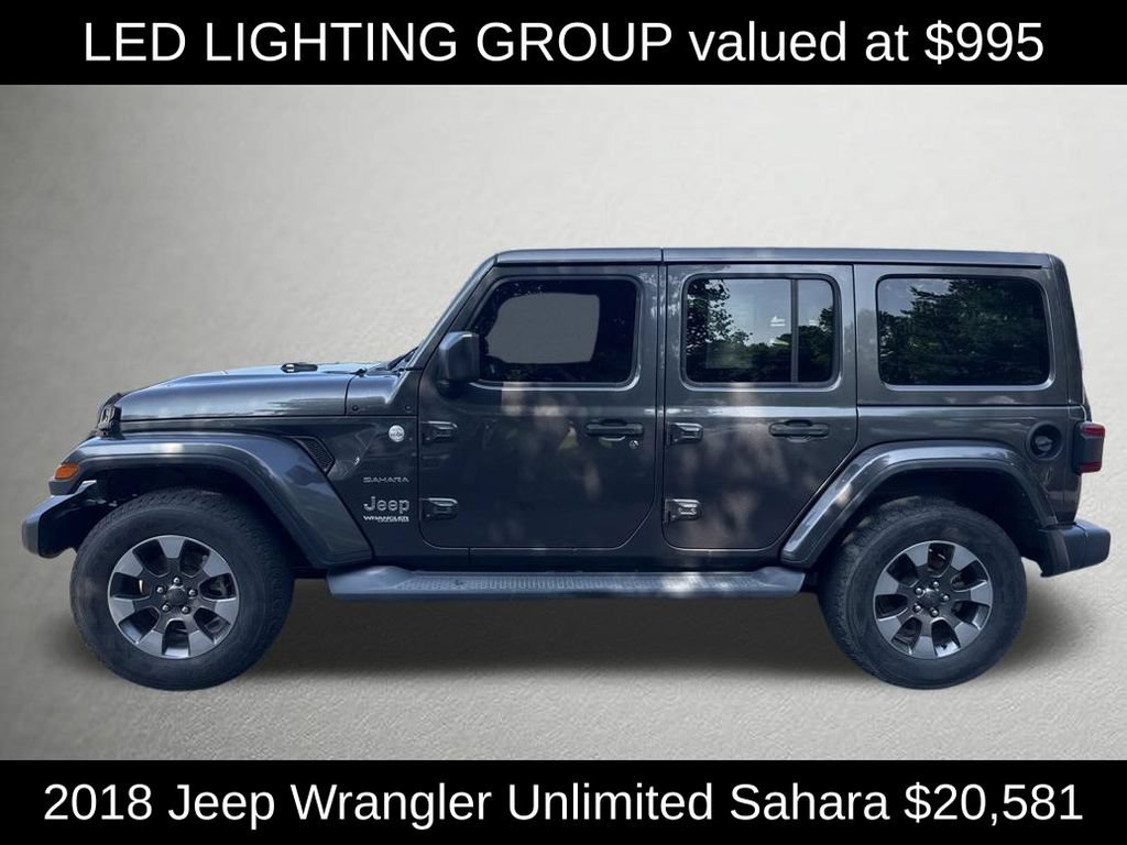 Used 2018 Jeep Wrangler Unlimited Sahara AWD/4WD image 6