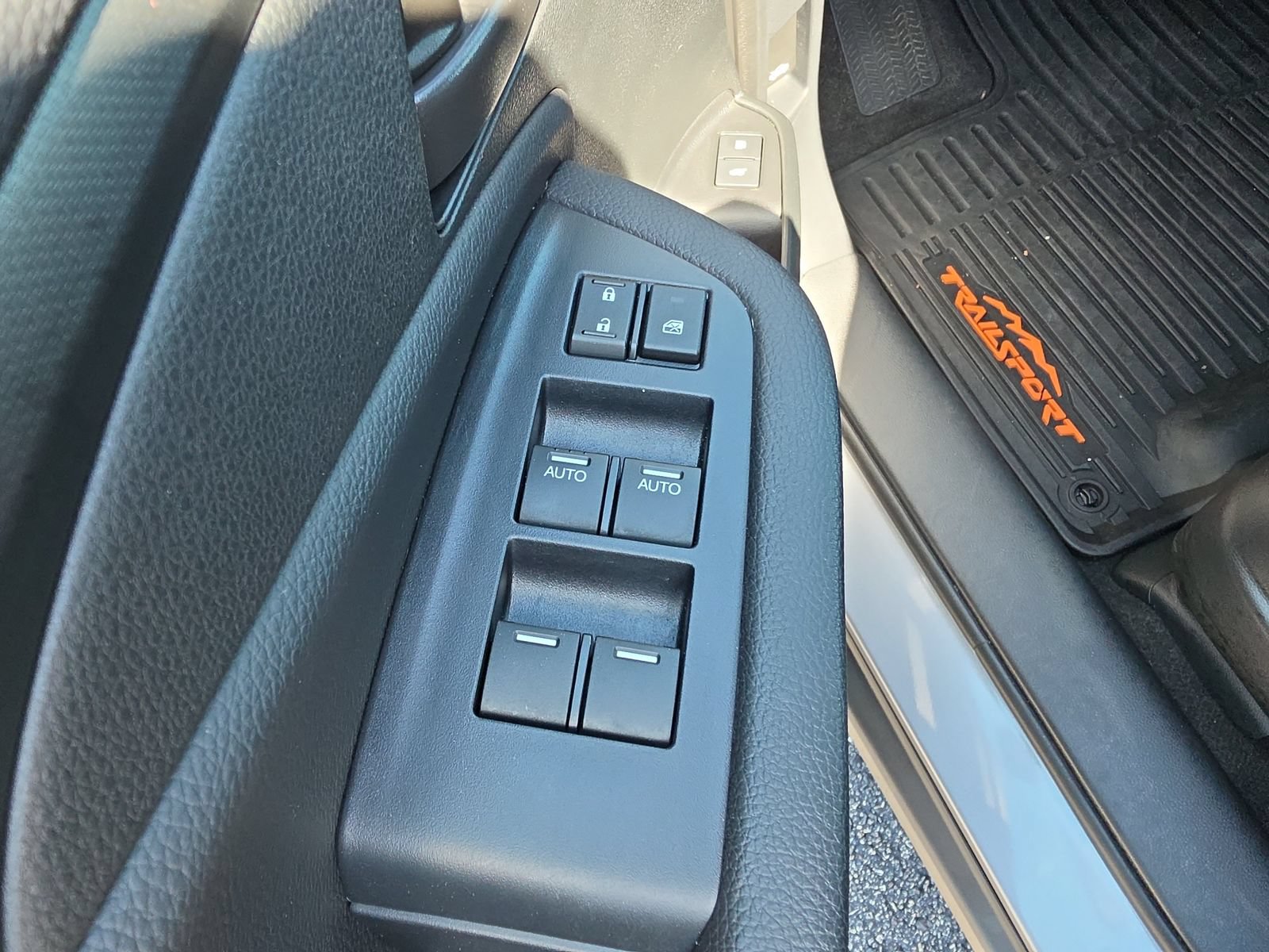 Certified 2025 Honda Passport TrailSport image 14