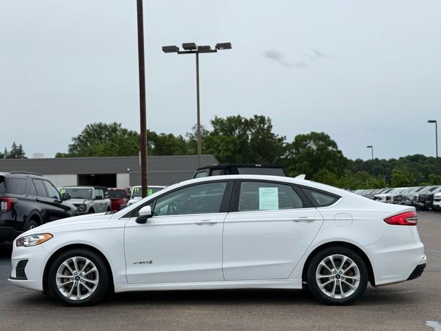 Used 2019 Ford Fusion SE FWD image 43