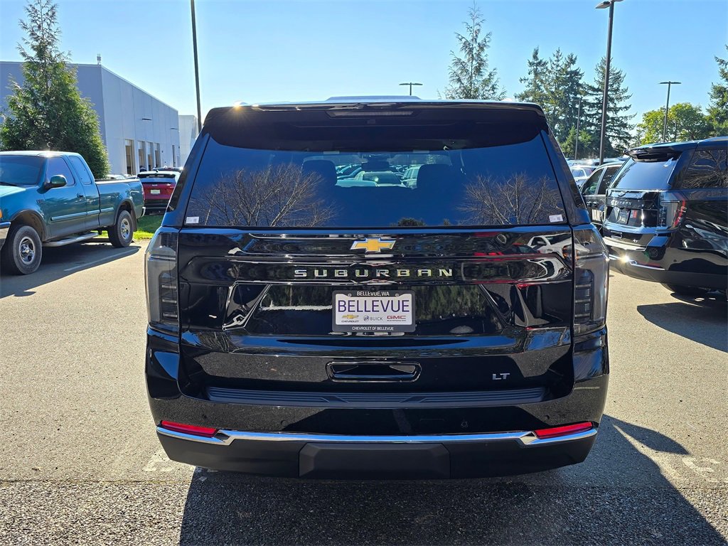 New 2026 Chevrolet Suburban LT w/ Comfort Package image 4