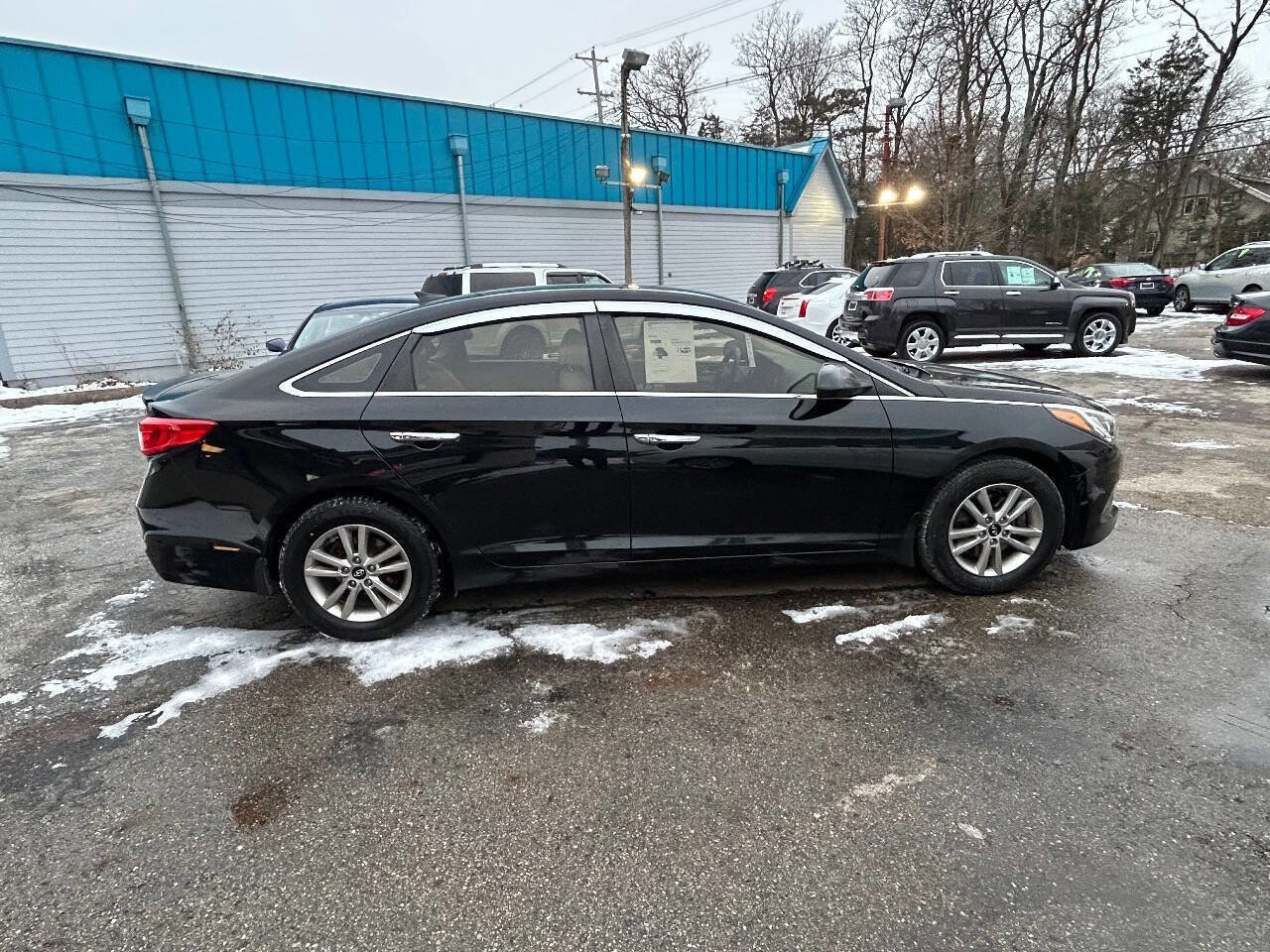 Used 2015 Hyundai Sonata SE w/ Option Group 09 image 8