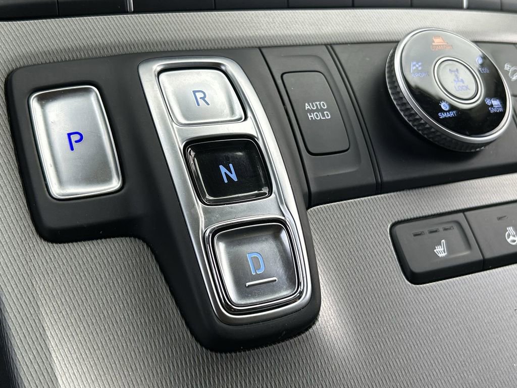 Used 2022 Hyundai Palisade SEL w/ 8P Bench Seat Package AWD/4WD image 16