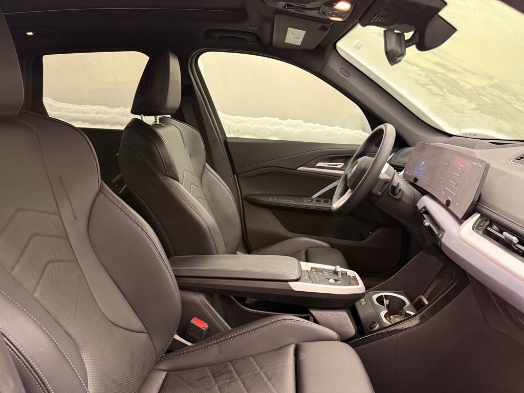 Used 2025 BMW X1 xDrive28i image 29