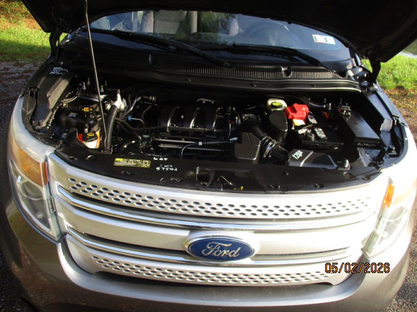 Used 2012 Ford Explorer XLT w/ Class III Trailer Tow Pkg AWD/4WD image 7