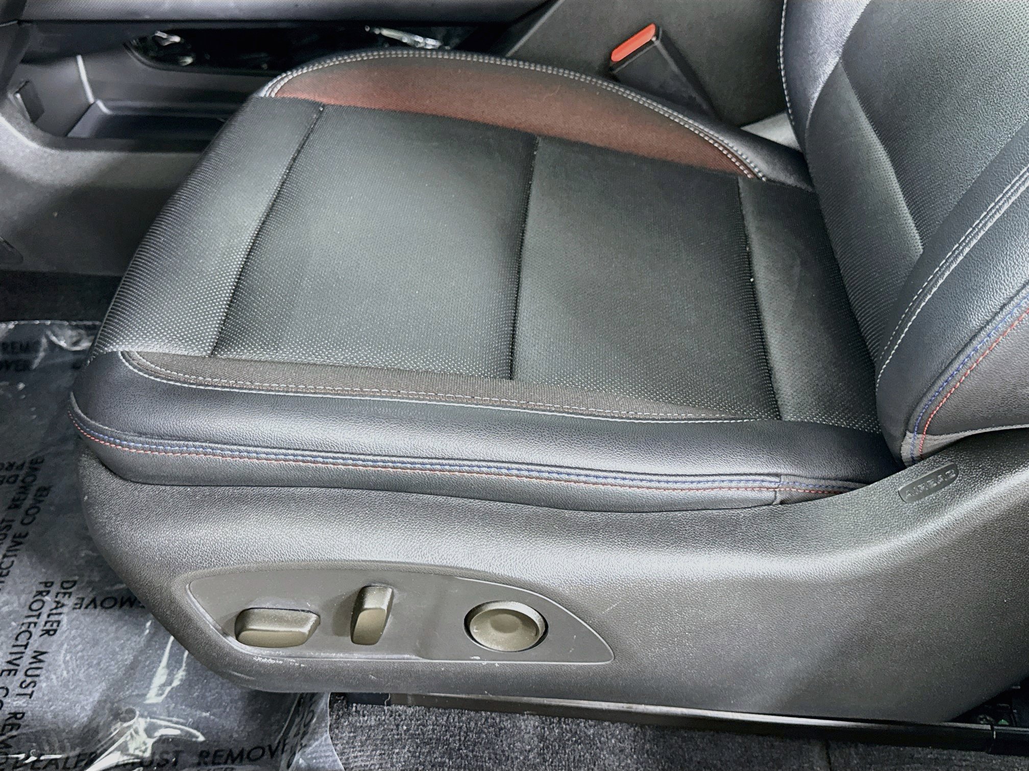 Used 2025 Chevrolet Equinox EV RS w/ Convenience Package II FWD image 22