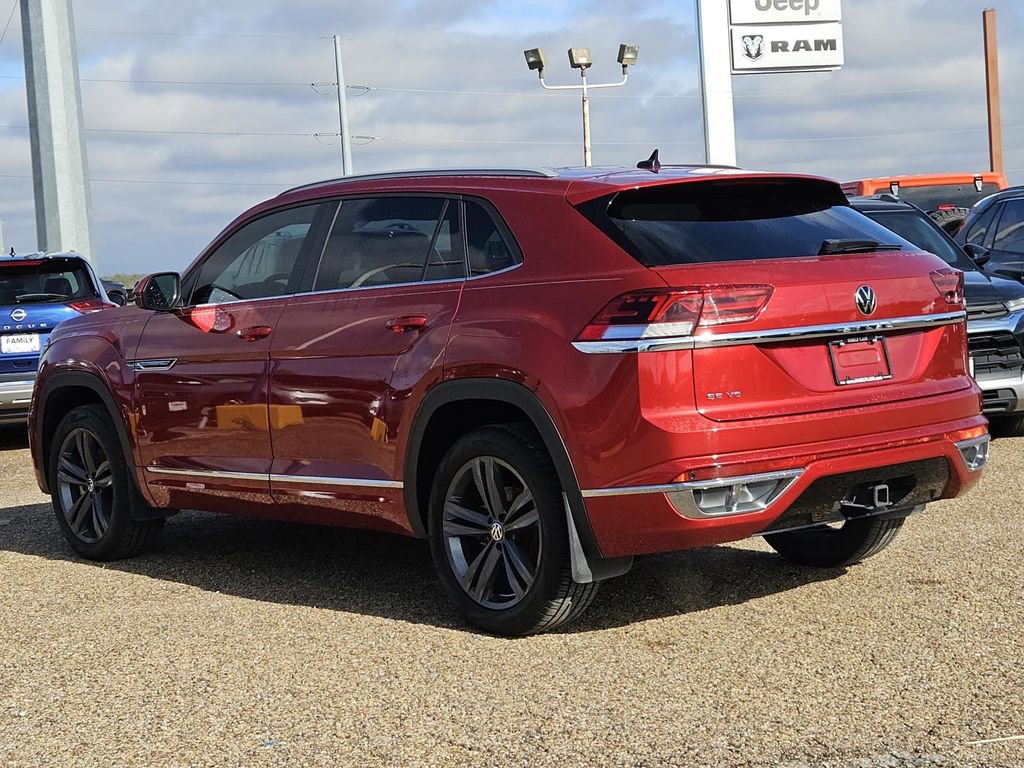 Used 2021 Volkswagen Atlas Cross Sport SE w/ Panoramic Sunroof Package image 6