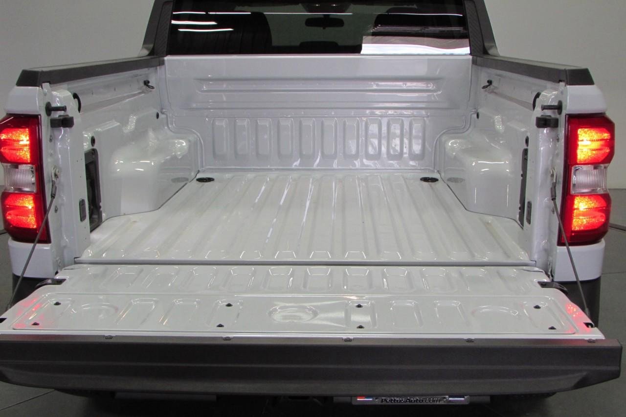 New 2025 Ford Maverick XLT w/ XLT Luxury Package image 13