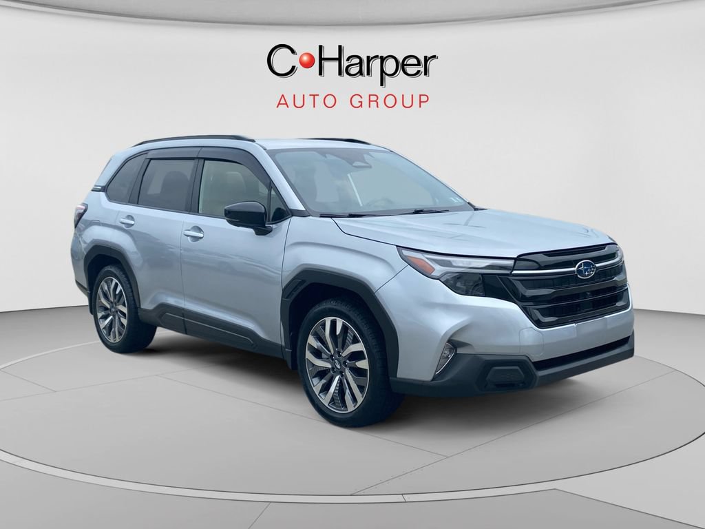 Used 2025 Subaru Forester Touring AWD/4WD image 1