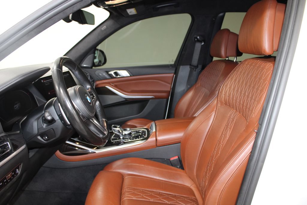 Used 2021 BMW X7 M50i w/ Executive Package AWD/4WD image 24