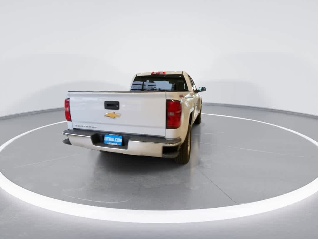 Used 2018 Chevrolet Silverado 1500 LT AWD/4WD image 7