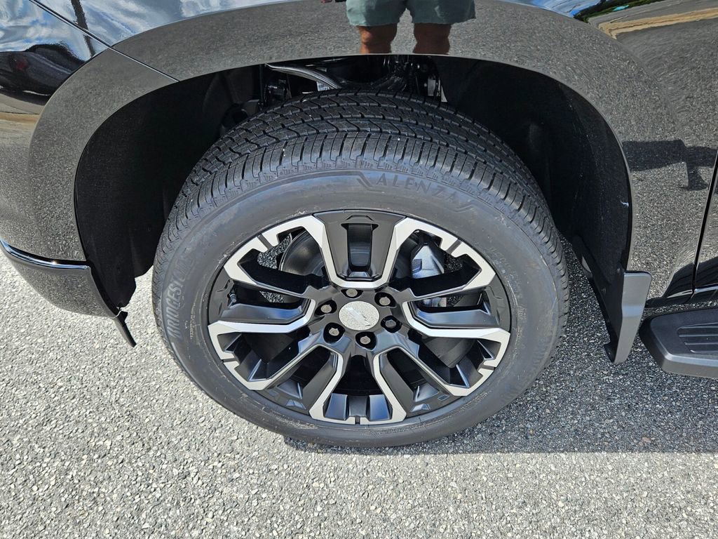 New 2025 Chevrolet Silverado 1500 High Country w/ Technology Package image 16
