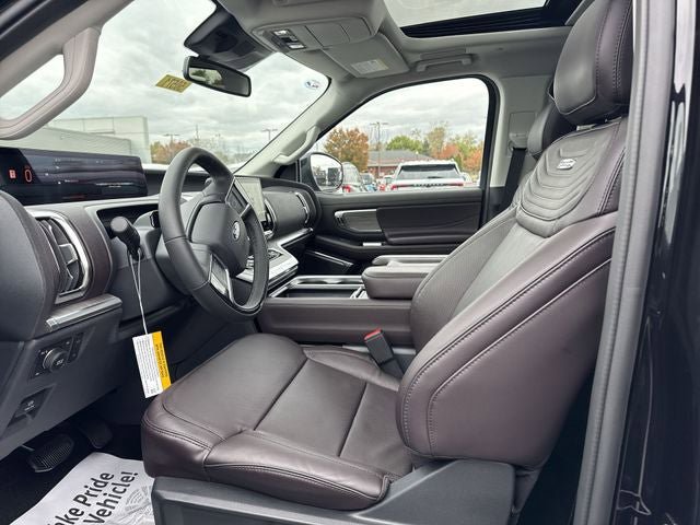 New 2025 Ford Expedition Platinum w/ Platinum Ultimate Package AWD/4WD image 13