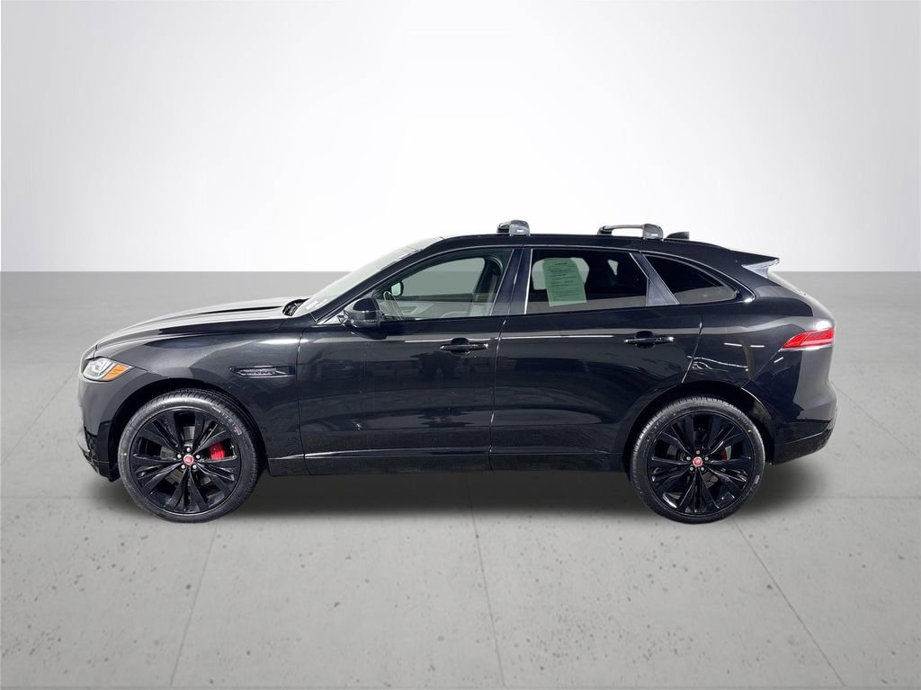 Used 2017 Jaguar F-PACE S image 9