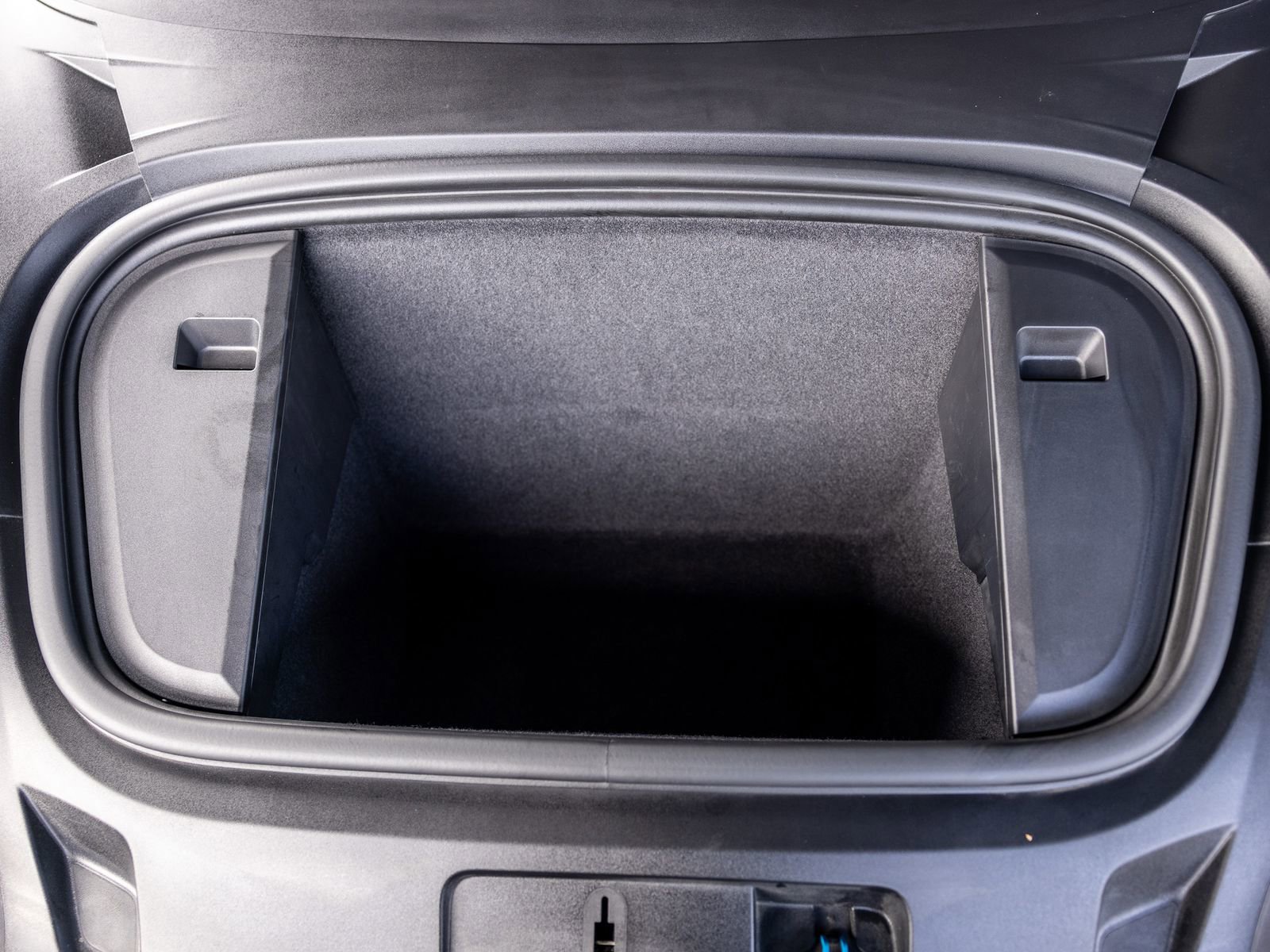 Certified 2021 Porsche Taycan Turbo S image 40