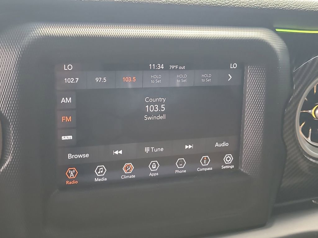 Used 2018 Jeep Wrangler Sport image 14