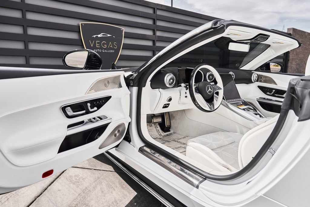 Used 2026 Mercedes-Benz Maybach SL 680 image 25