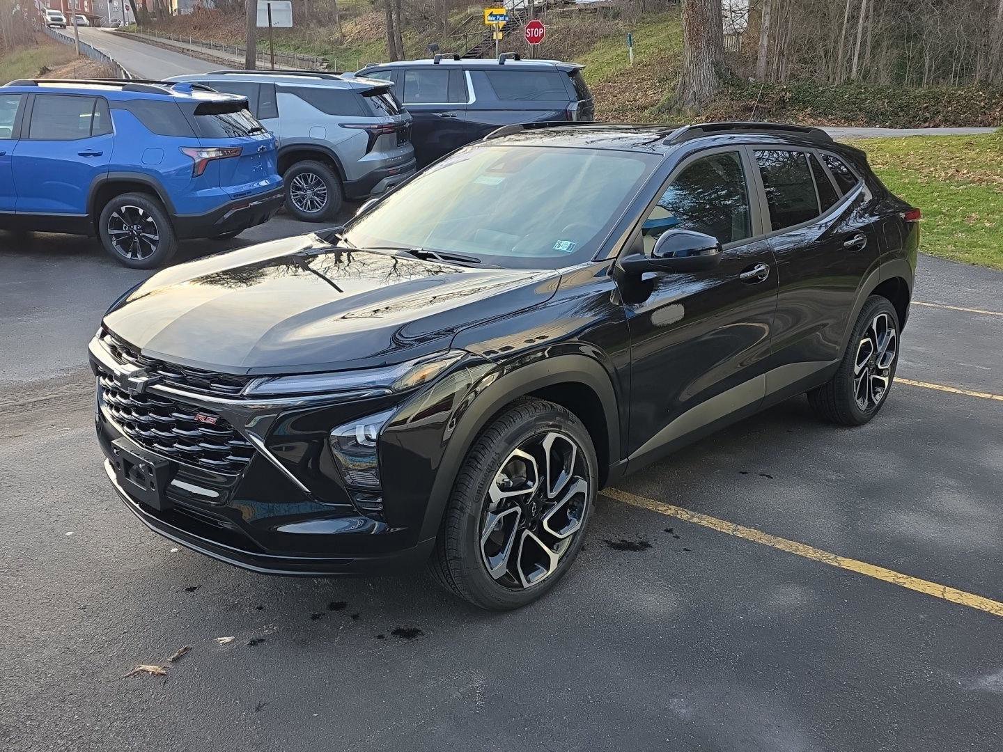 New 2025 Chevrolet Trax RS w/ Sunroof Package image 4