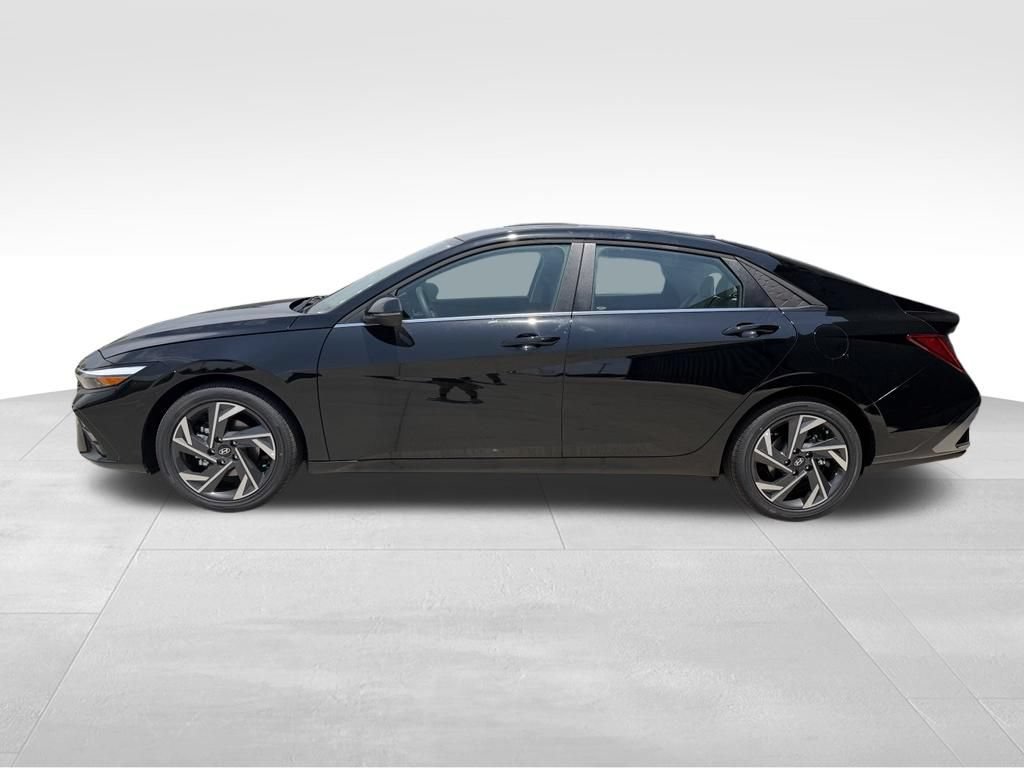 New 2026 Hyundai Elantra Limited FWD video 2