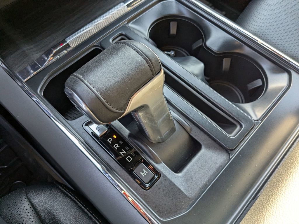 Used 2024 Ford F150 Lariat w/ FX4 Off-Road Package image 21