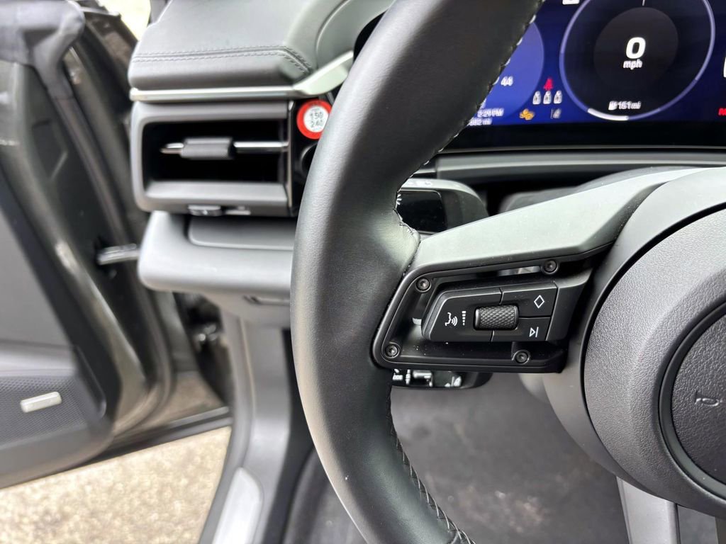 Used 2024 Porsche Macan 4 Electric image 29