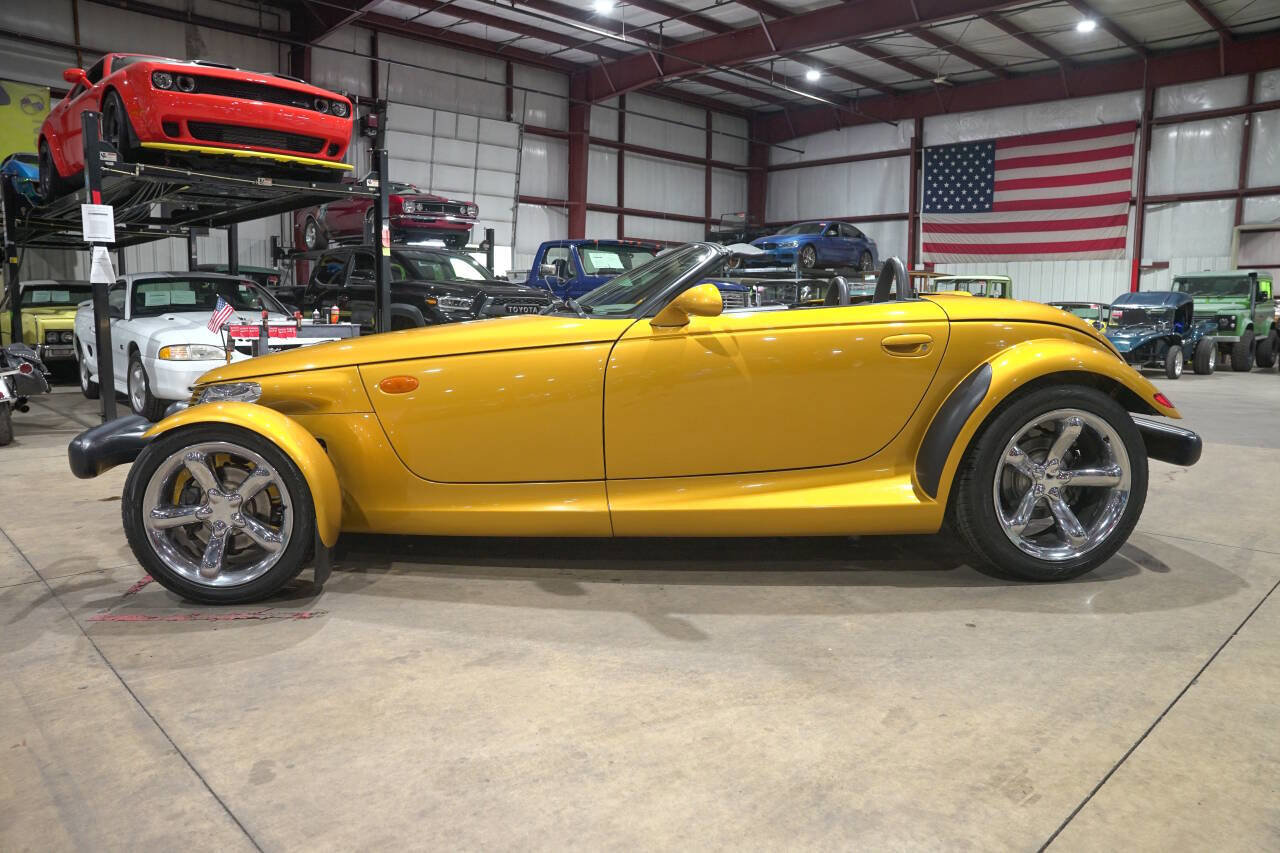 Used 2002 Chrysler Prowler RWD image 4