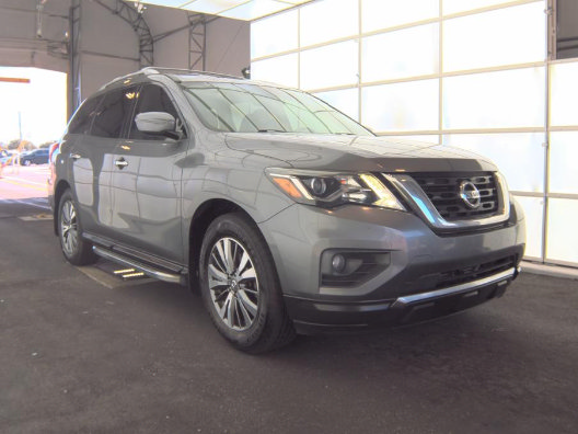 Used 2019 Nissan Pathfinder SV FWD image 3