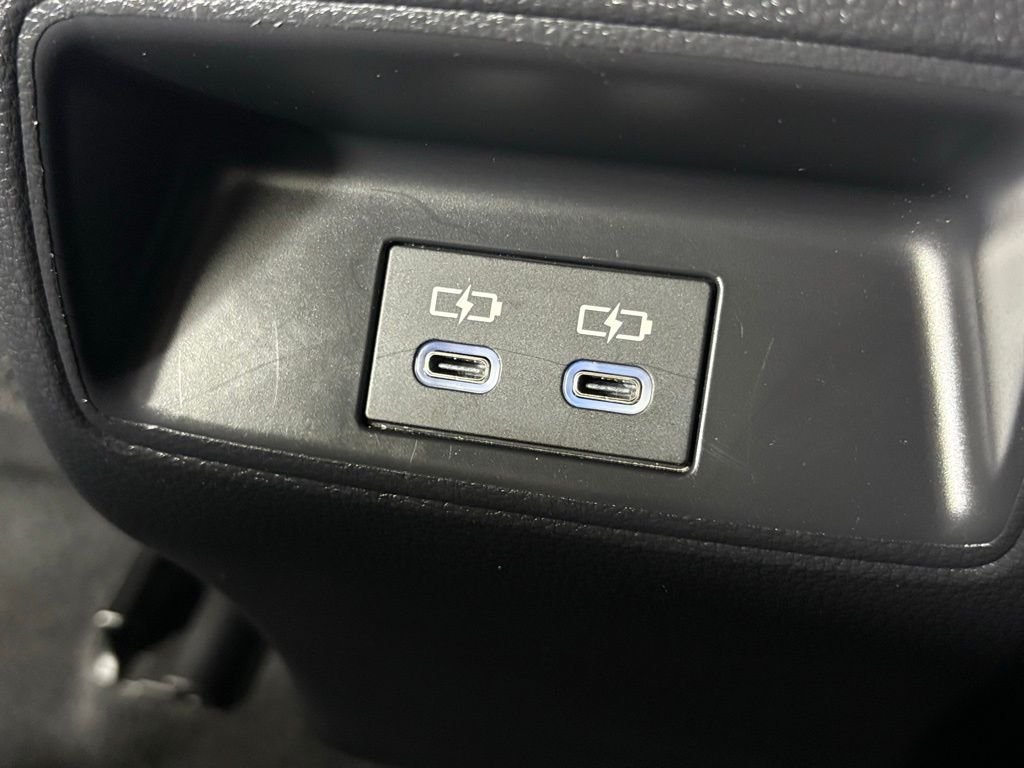 Used 2025 Toyota Corolla LE FWD image 29