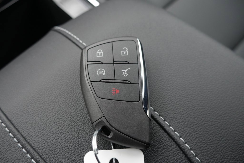 New 2026 Chevrolet Traverse LT w/ LPO, Floor Liner Package image 19