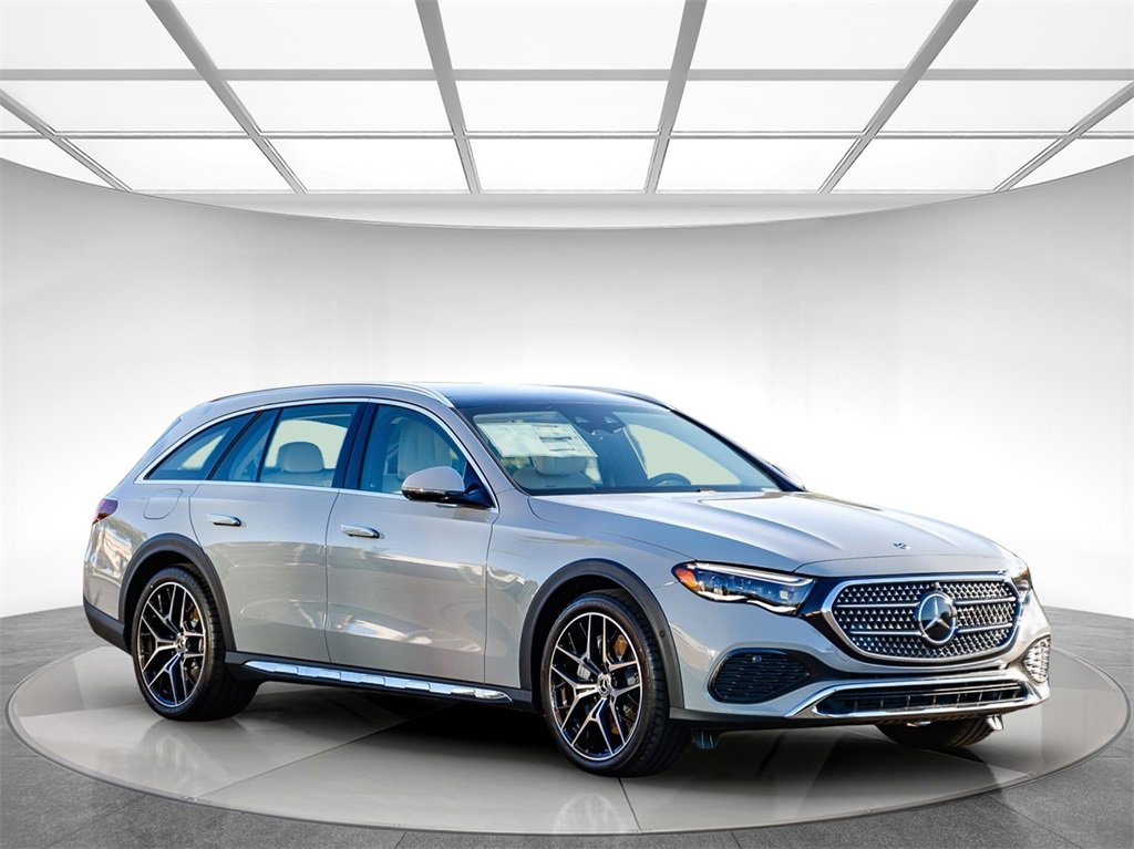 New 2026 Mercedes-Benz E 450 4MATIC All-Terrain Wagon image 5
