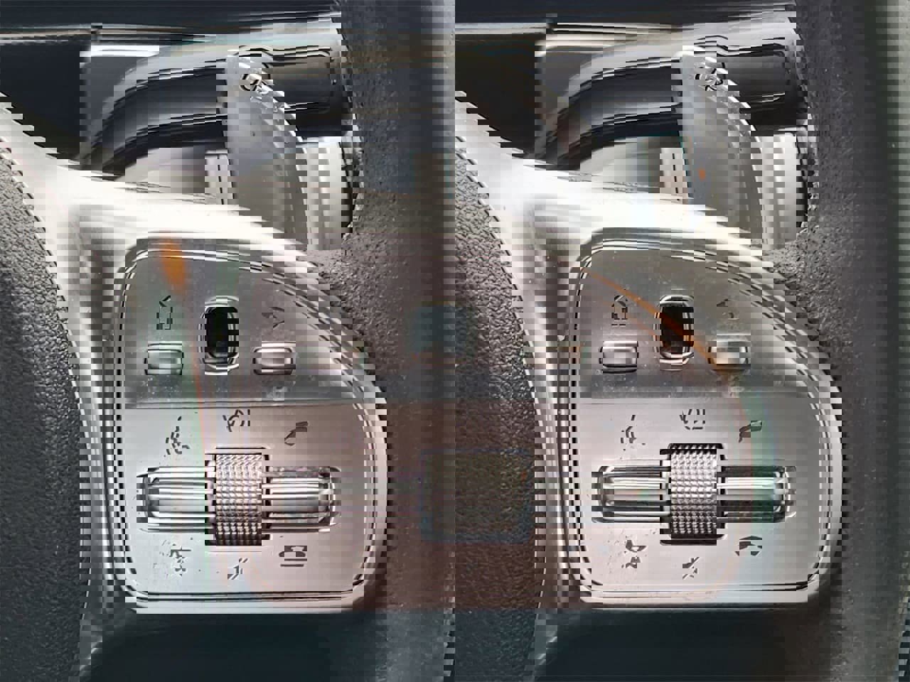 Used 2023 Mercedes-Benz GLB 35 AMG 4MATIC image 28