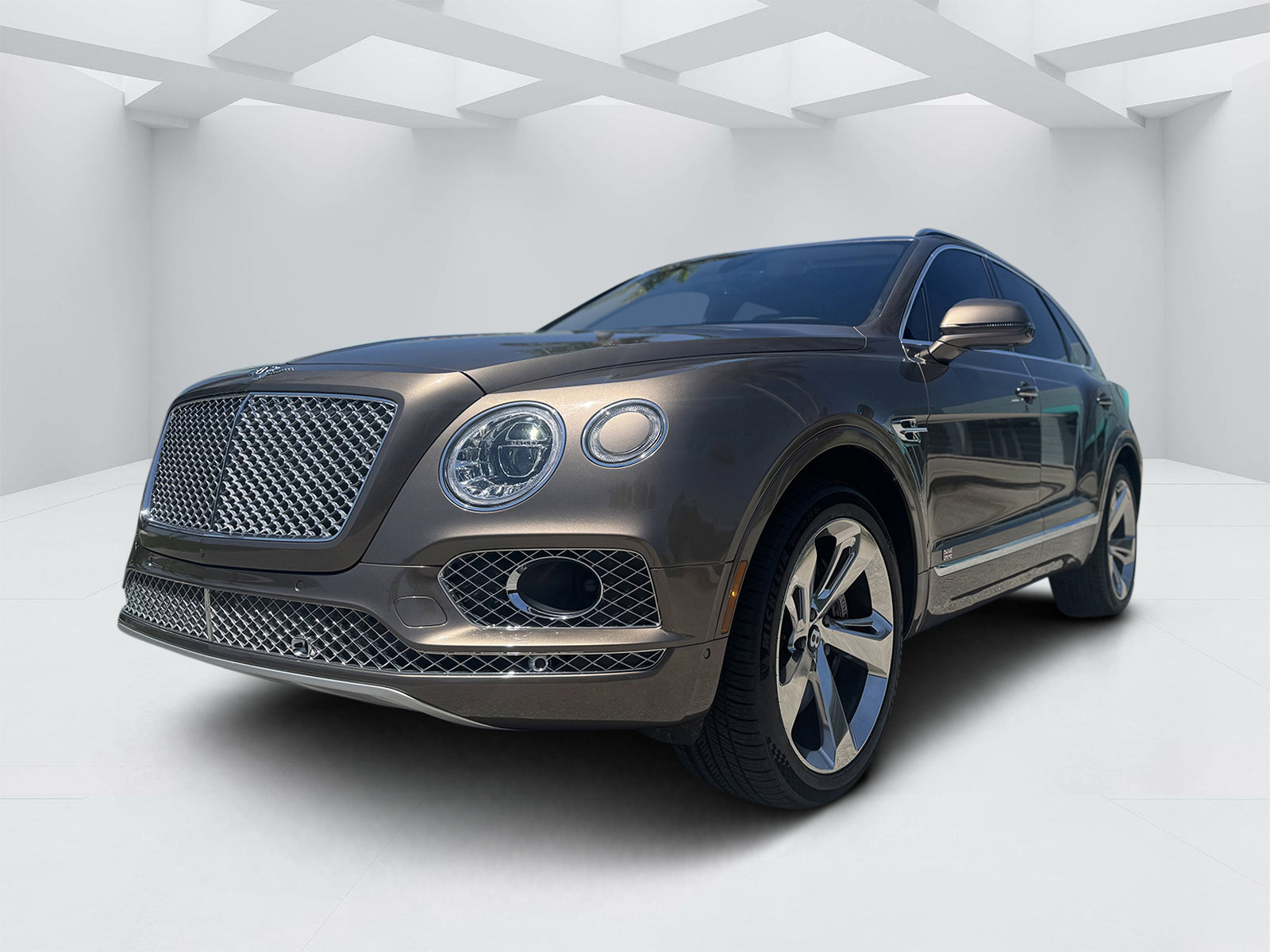 Used 2018 Bentley Bentayga image 12