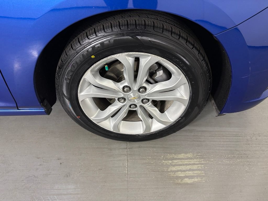 Certified 2019 Chevrolet Cruze LT w/ Convenience Package FWD image 10