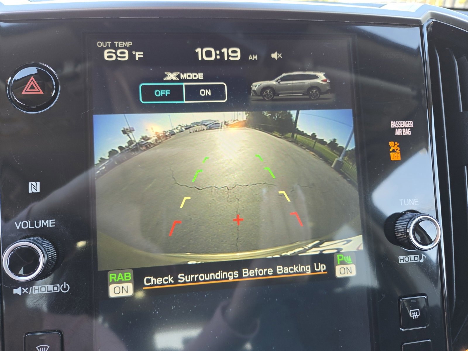 Used 2024 Subaru Ascent Premium w/ Convenience Package image 18