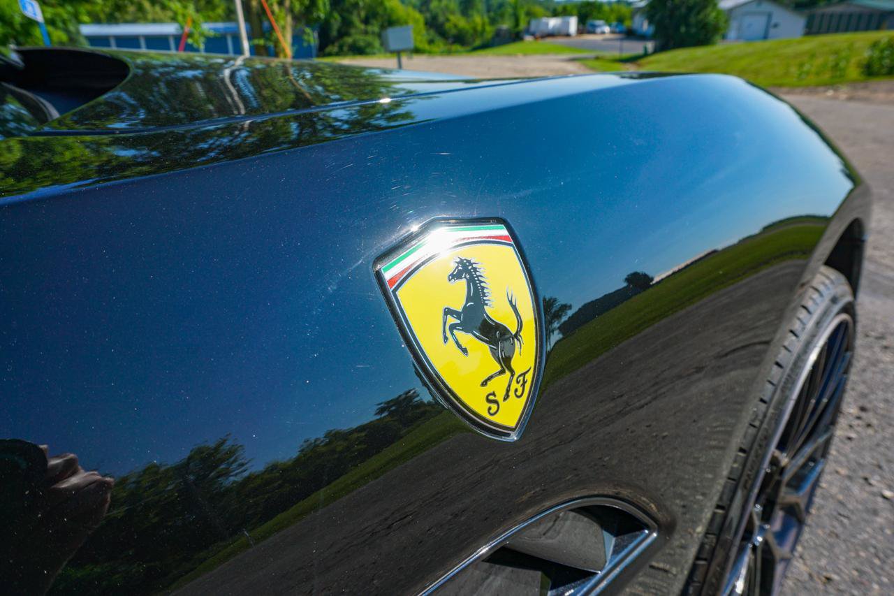 Used 2011 Ferrari California RWD image 4
